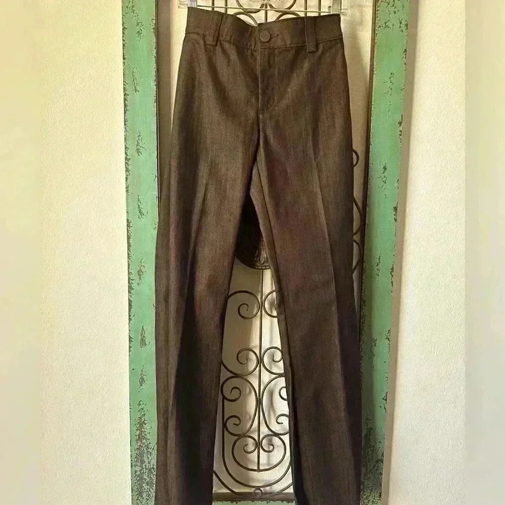 Vintage Lee Trouser jean in chocolate brown. Taperd legs Western for Fall!